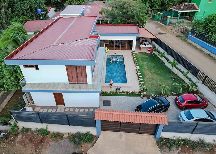 Casa Pura Vida * Coco